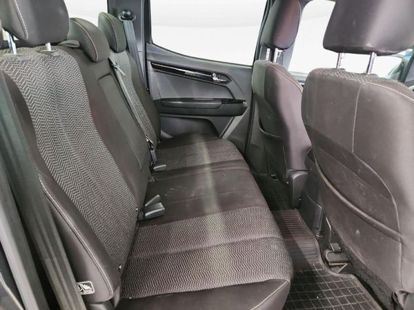 2021-Isuzu-D-Max-300-LX-Auto-Double-Cab image:12