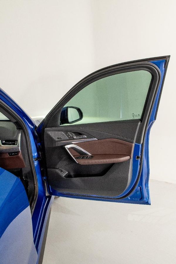 2025-BMW-X1-sDrive18d-M-Sport-Auto image:12