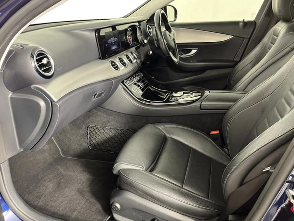 2016-Mercedes-Benz-E-Class-E-350d-Exclusive image:8