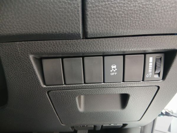 2026-Isuzu-D-Max-19-DDI-HR-L-Auto-Double-Cab image:17