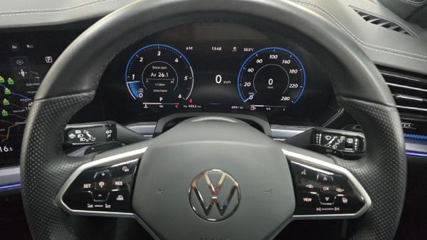 2025-Volkswagen-Touareg-V6-TDI-R-Line image:17