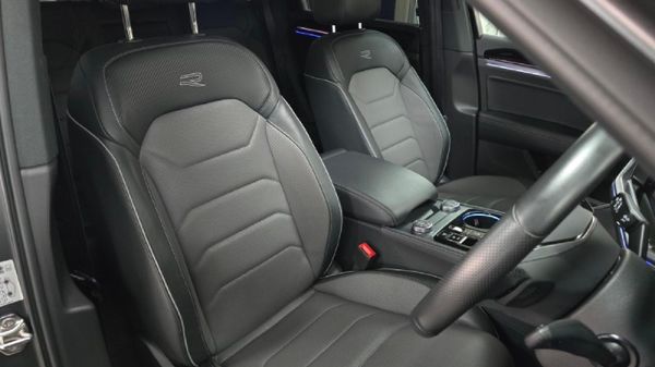 2025-Volkswagen-Touareg-V6-TDI-R-Line image:21