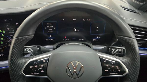 2025-Volkswagen-Touareg-V6-TDI-R-Line image:7