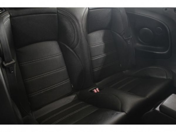 2012-Renault-Megane-III-CC-14TCe-GT-Line image:13