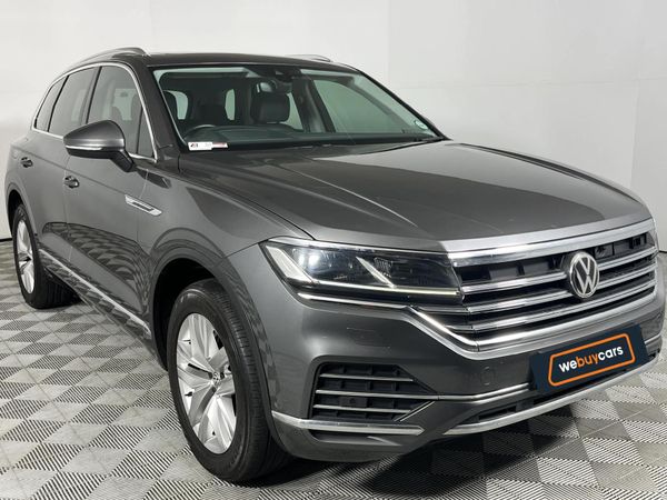 2019-Volkswagen-Touareg-30-TDI-V6-Luxury image:16
