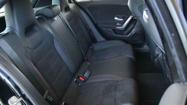 2025-Mercedes-Benz-A-Class-A-200-Auto image:16