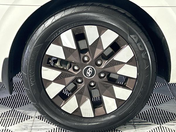 2022-Hyundai-Staria-22d-Luxury-Auto image:7