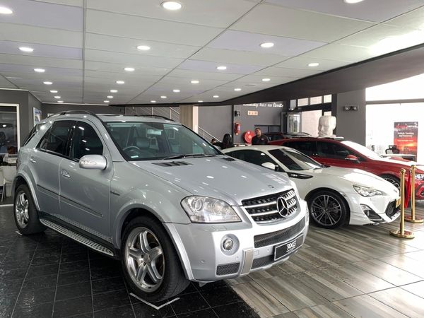 2007-Mercedes-AMG-ML-63-AMG image:1