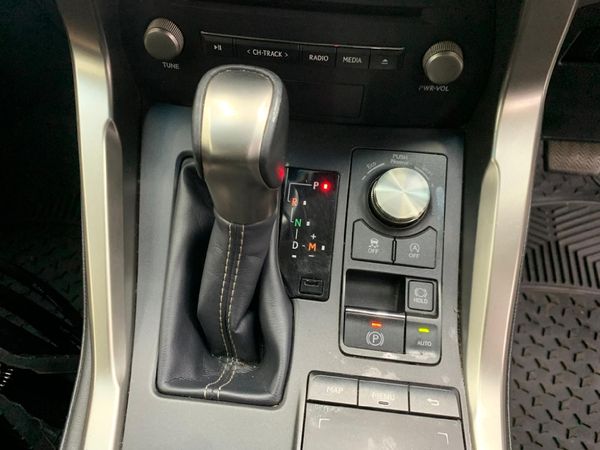 2020-Lexus-NX-300-EX image:12