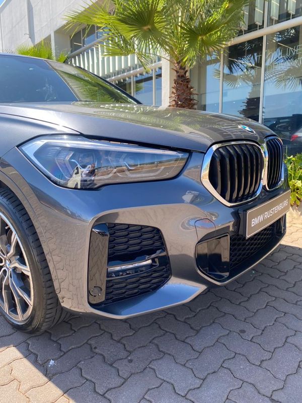 2022-BMW-X1-sDrive18d-M-Sport image:1