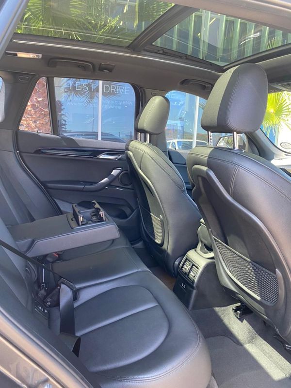 2022-BMW-X1-sDrive18d-M-Sport image:3