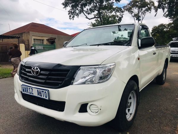 2014-Toyota-Hilux-20-VVTi-Single-Cab image:1