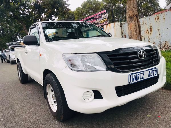 2014-Toyota-Hilux-20-VVTi-Single-Cab image:2
