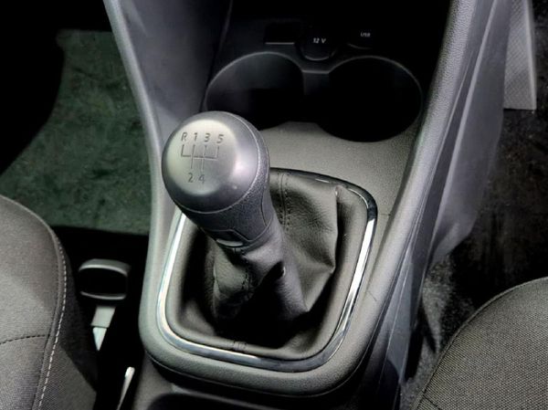 2026-Volkswagen-Polo-Vivo-14 image:28