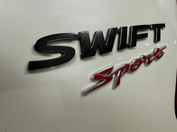 2023-Suzuki-Swift-14T-Sport-Auto image:18