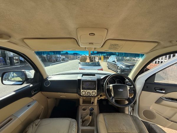 2010-Ford-Everest-30-TDCi-XLT-4x4 image:4