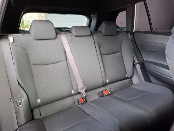 2023-Toyota-Corolla-Cross-18-XI image:9
