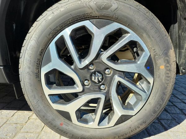 2026-Suzuki-Fronx-15-GLX-Auto image:17