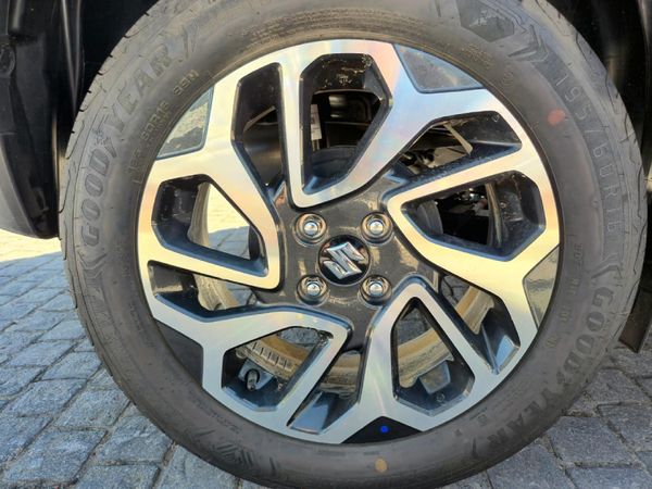2026-Suzuki-Fronx-15-GLX-Auto image:18