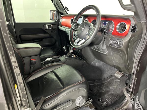 2019-Jeep-Wrangler-Unlimited-Rubicon-36-V6 image:9