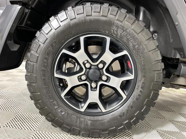 2019-Jeep-Wrangler-Unlimited-Rubicon-36-V6 image:7