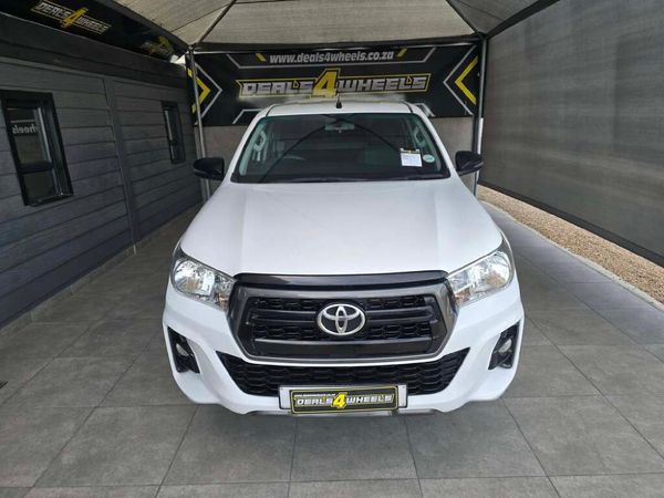 2018-Toyota-Hilux-24-GD-6-Raised-Body-SRX-Extended-Cab image:4