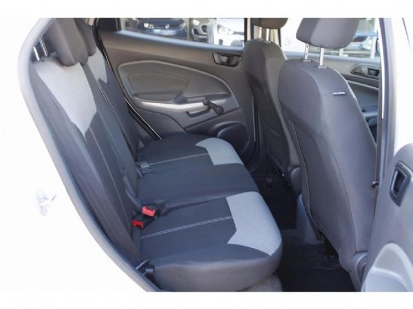 2016-Ford-EcoSport-15-TiVCT-Ambiente image:3