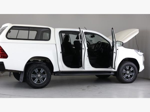 2025-Toyota-Hilux-24-GD-6-Raider-4x4-Auto-Double-Cab image:5