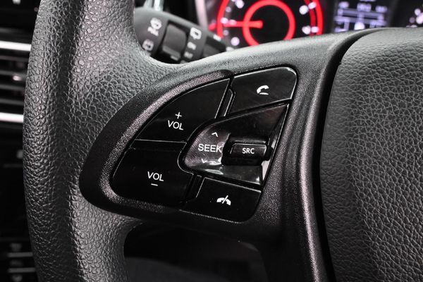 2025-Mahindra-XUV-3XO-12T-MX3-Auto image:18
