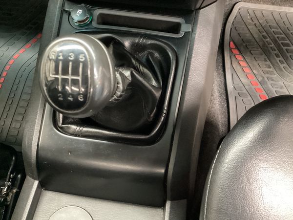 2021-Mahindra-Pik-Up-22-mHawk-S4-Dropside image:10