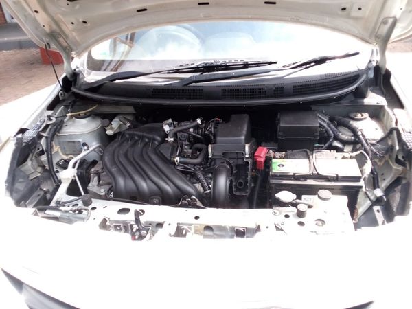 2016-Toyota-Corolla-Quest-16 image:16