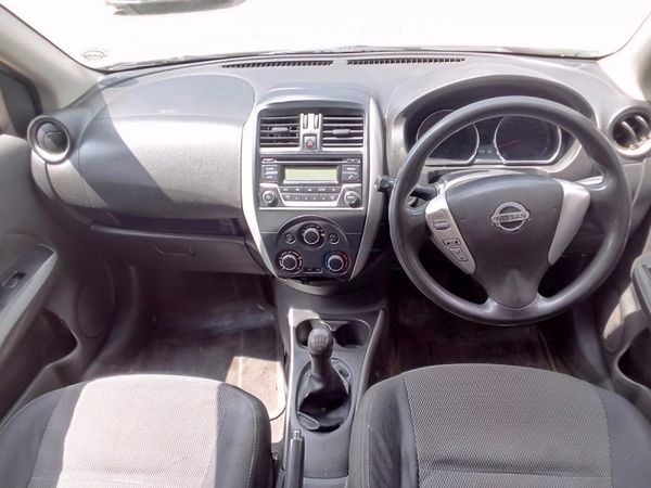 2016-Toyota-Corolla-Quest-16 image:7
