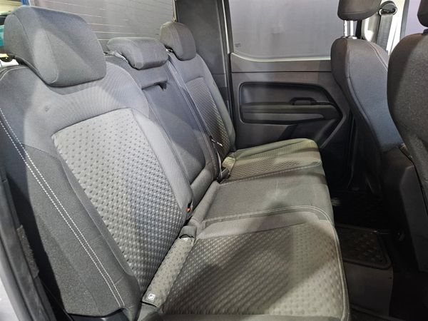 2025-Volkswagen-Amarok-20-TDI-125kW-Life-Auto-Double-Cab image:7