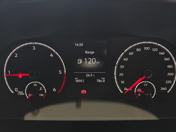 2025-Volkswagen-Caddy-20-TDI image:7