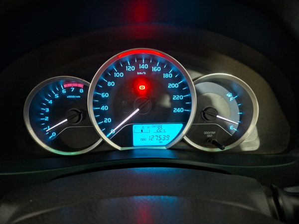 2018-Toyota-Corolla-16-Prestige image:16
