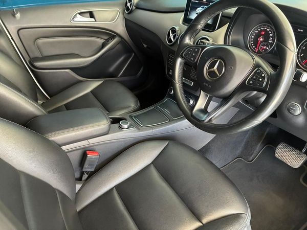 2015-Mercedes-Benz-B-Class-B-200-Auto image:8