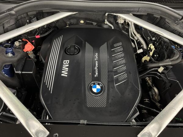 2020-BMW-X7-xDrive30d-M-Sport image:14