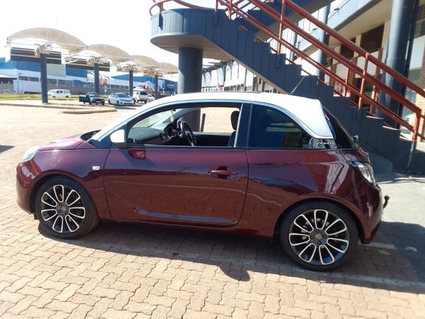 2015-Opel-Adam-10T-Glam-Slam image:10
