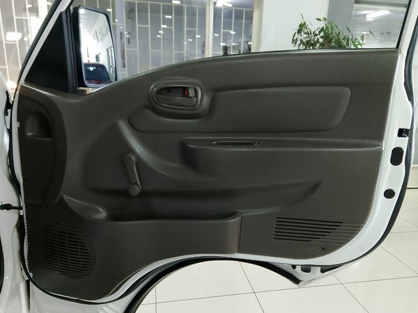 2021-Hyundai-H100-Bakkie-26D-Dropside image:9
