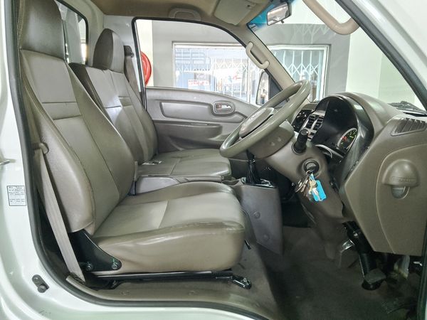2021-Hyundai-H100-Bakkie-26D-Dropside image:10