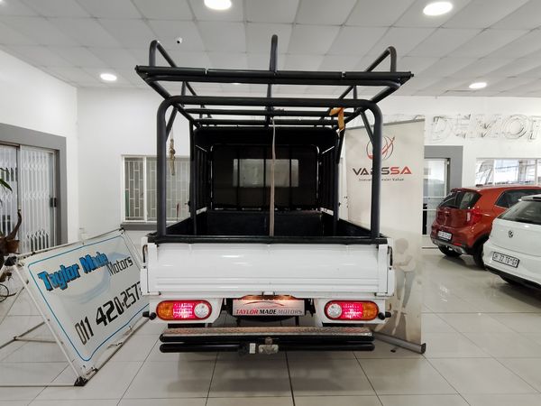 2021-Hyundai-H100-Bakkie-26D-Dropside image:4