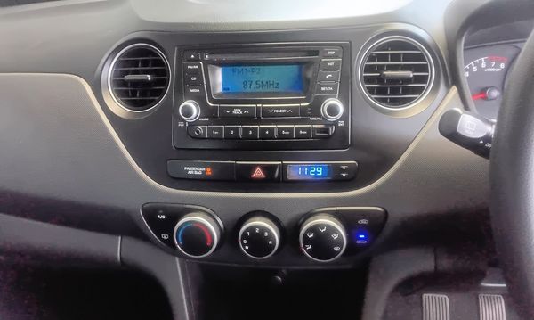 2018-Hyundai-Grand-i10-125-Motion image:9