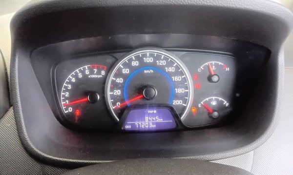 2018-Hyundai-Grand-i10-125-Motion image:14