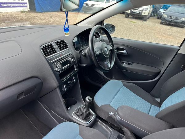 2011-Volkswagen-Polo-12-TDI-Bluemotion-5-dr image:11