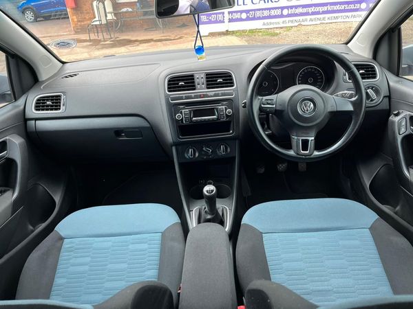 2011-Volkswagen-Polo-12-TDI-Bluemotion-5-dr image:8