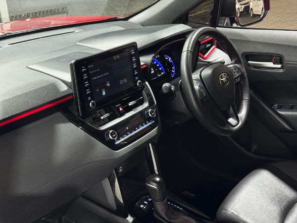 2024-Toyota-Corolla-Cross-18-GR-S-Hybrid image:18