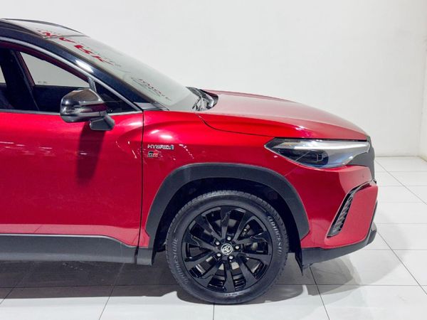 2024-Toyota-Corolla-Cross-18-GR-S-Hybrid image:4