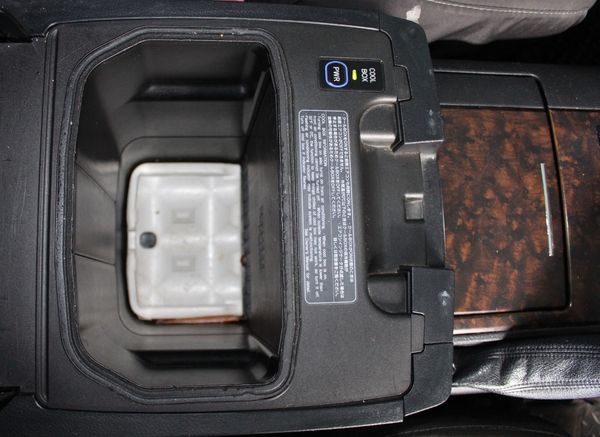 2011-Toyota-Land-Cruiser-200-45D-4D-VX image:17