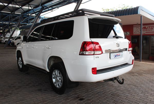 2011-Toyota-Land-Cruiser-200-45D-4D-VX image:4