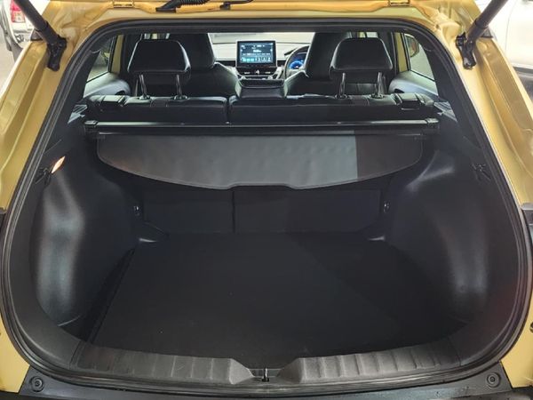 2025-Toyota-Corolla-Cross-18-XR image:13